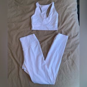 Matching Skatie workout set